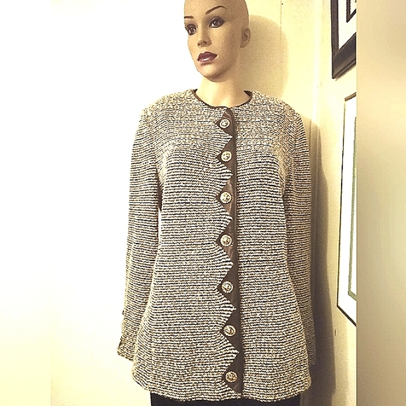 ST JOHN COLLECTION 10 BROWN TWEED BOUCLE SOFT LAMBS LEATHER LOGO BUTTONS JACKET - Picture 7 of 9